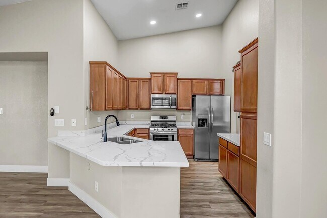 Building Photo - 14456 W Boca Raton Rd