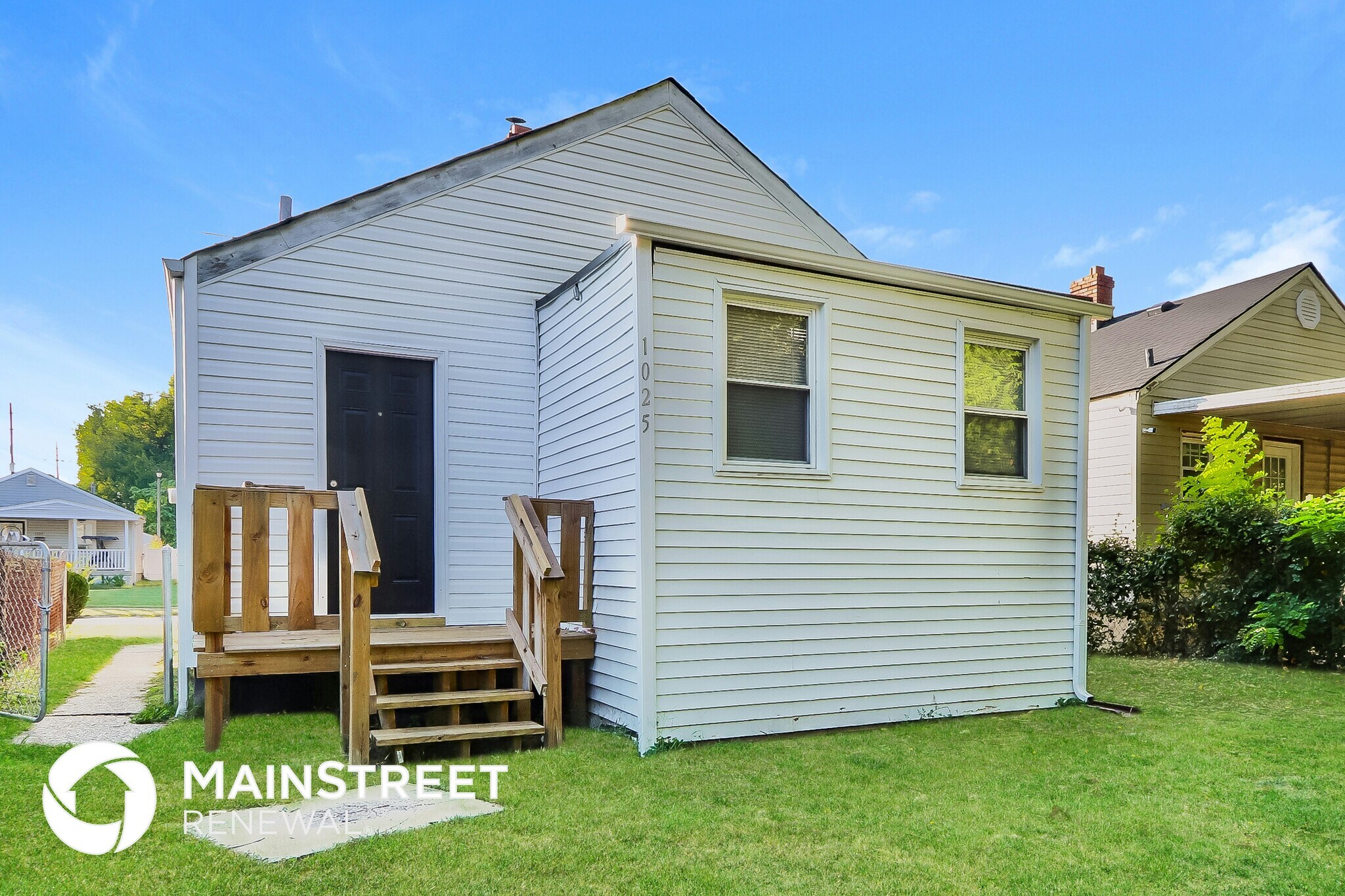 Building Photo - 1025 S 40th St