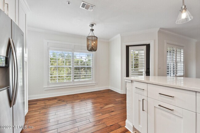 Building Photo - 1701 The Greens Way