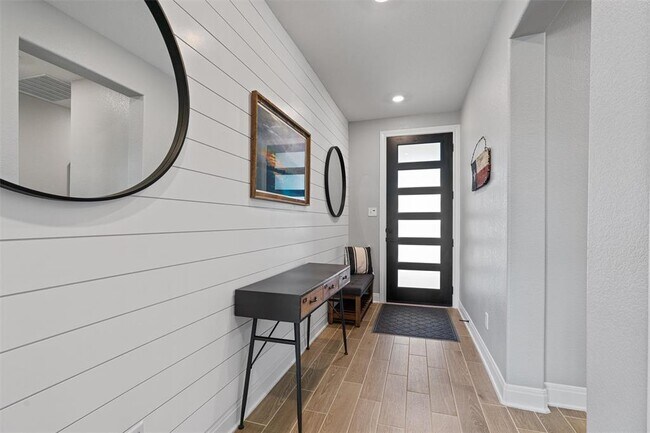 Building Photo - 3752 Forino Dr