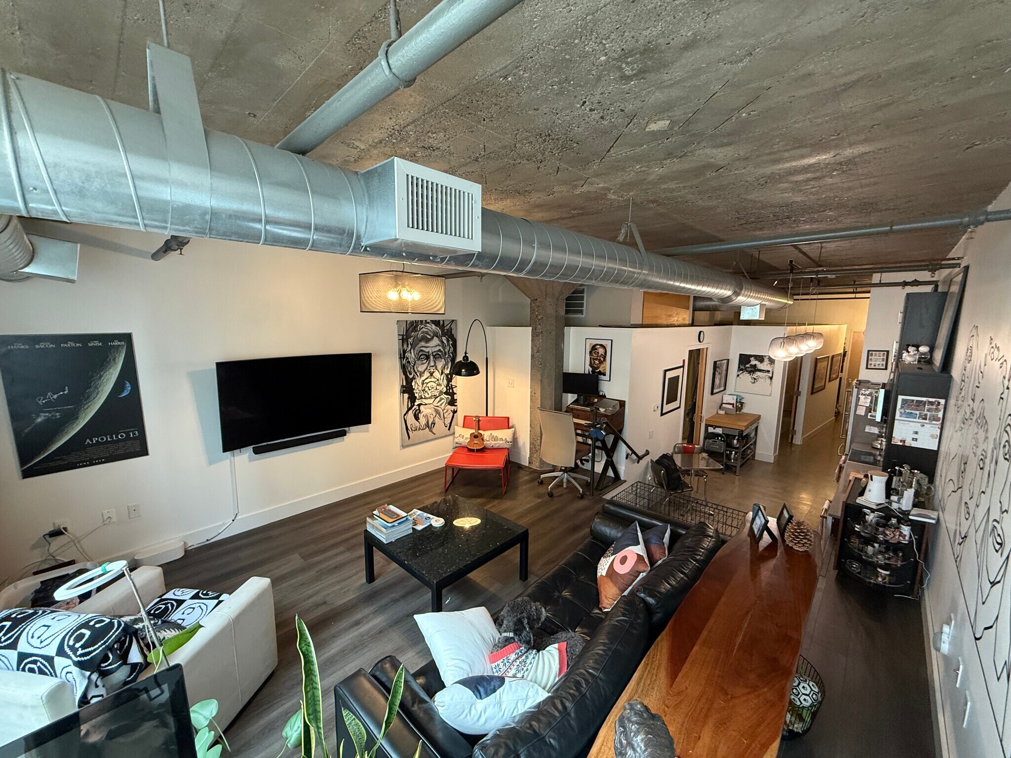 Building Photo - 718 Washington Ave N