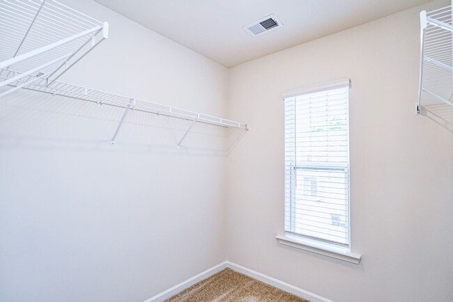 Building Photo - 438 Sea Grit Ct