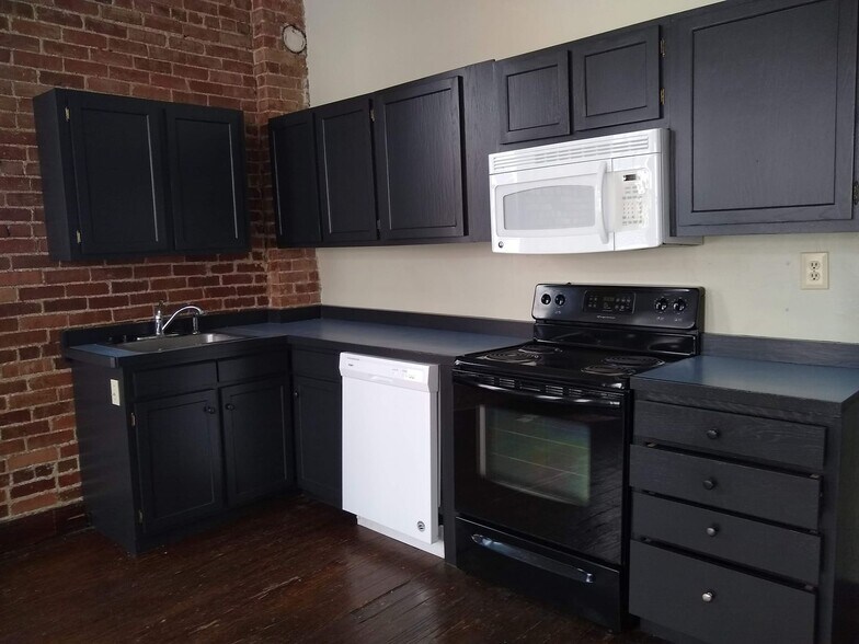 Building Photo - South College - Residential