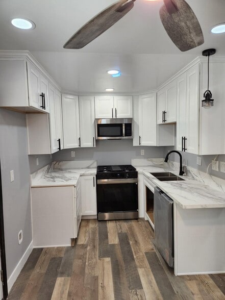 Building Photo - 3014 Clay Ave