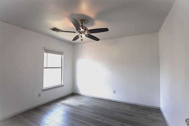 Building Photo - 17610 Blue Lilly Ln