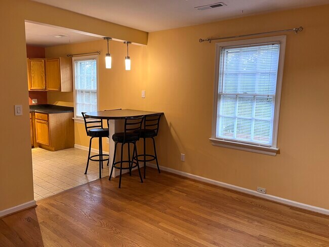 Living/Dining room, facing south - 4285 Burton Rd