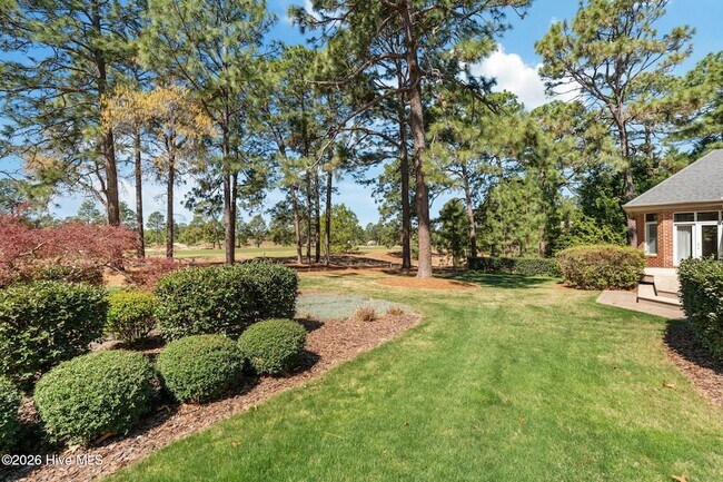 Building Photo - 50 Oak Meadow Rd