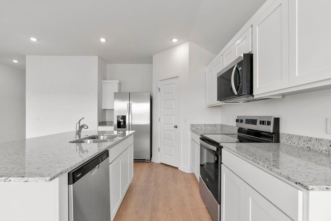 Building Photo - Brand-New 3 Bedroom Home in Prairie Grove! Move-in Ready!