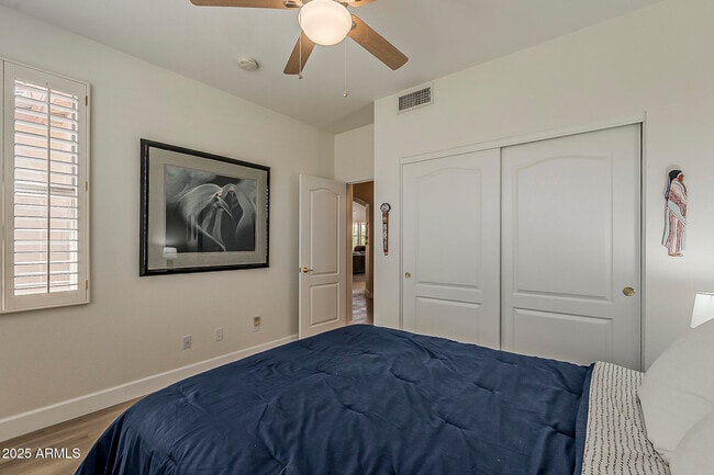 Building Photo - 18048 W Fairway Dr