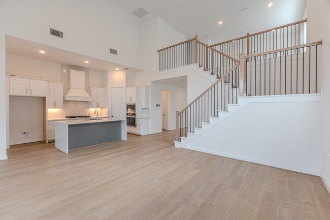 Building Photo - 21722 Ellsworth Gdn Ln