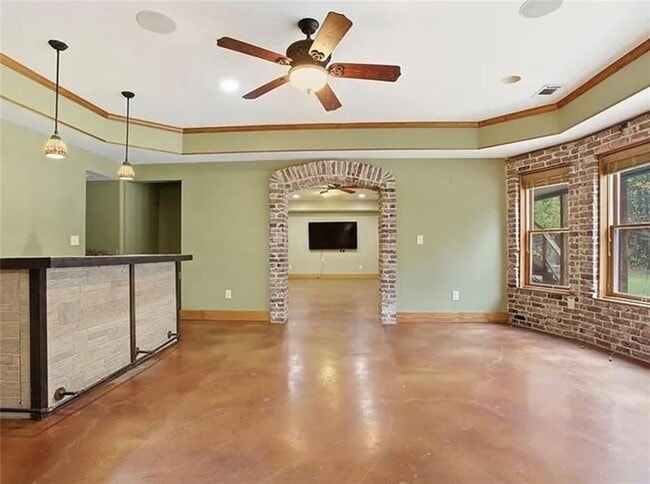 Building Photo - 845 Botanica Way