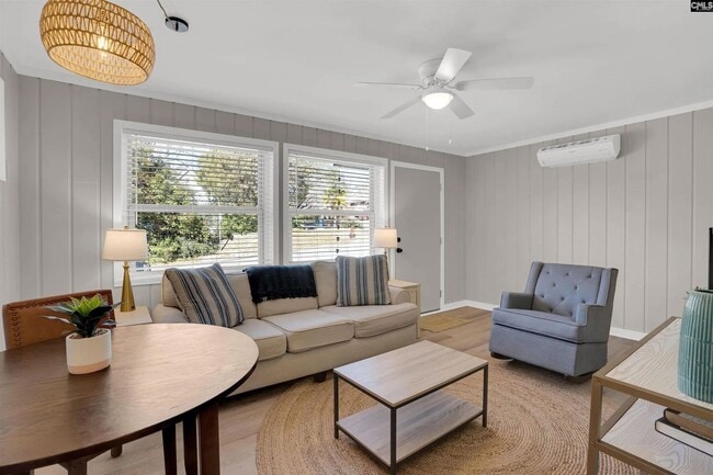 Building Photo - Pre-Leasing for the 26-27 School Year! - Renovated & Furnished Duplex in Peaceful Rosewood - 2746