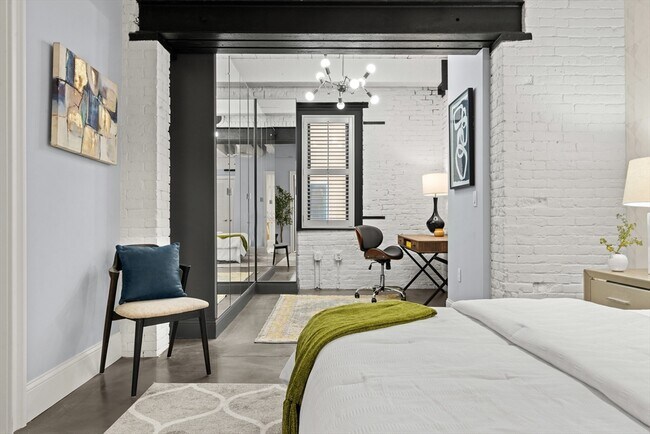 Building Photo - 90 Wareham St