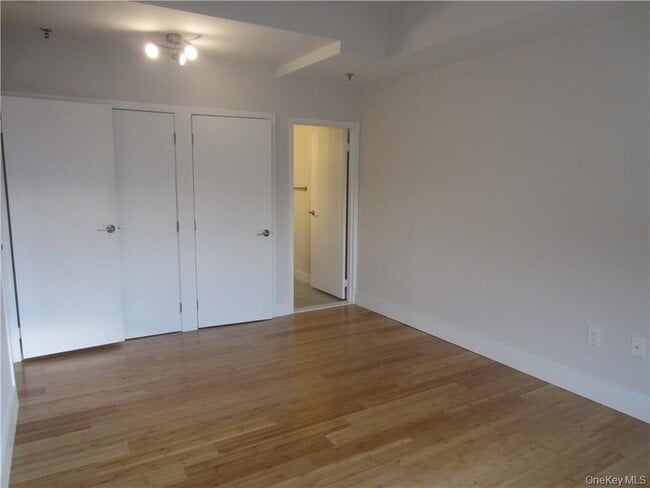 Building Photo - 123 Mamaroneck Ave