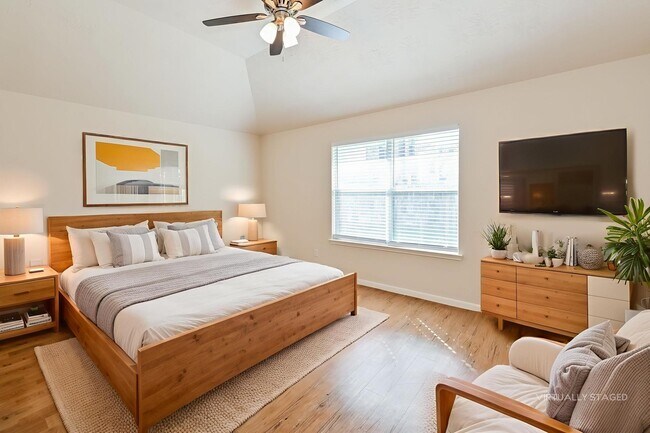 Building Photo - 2506 Fox Water Dr