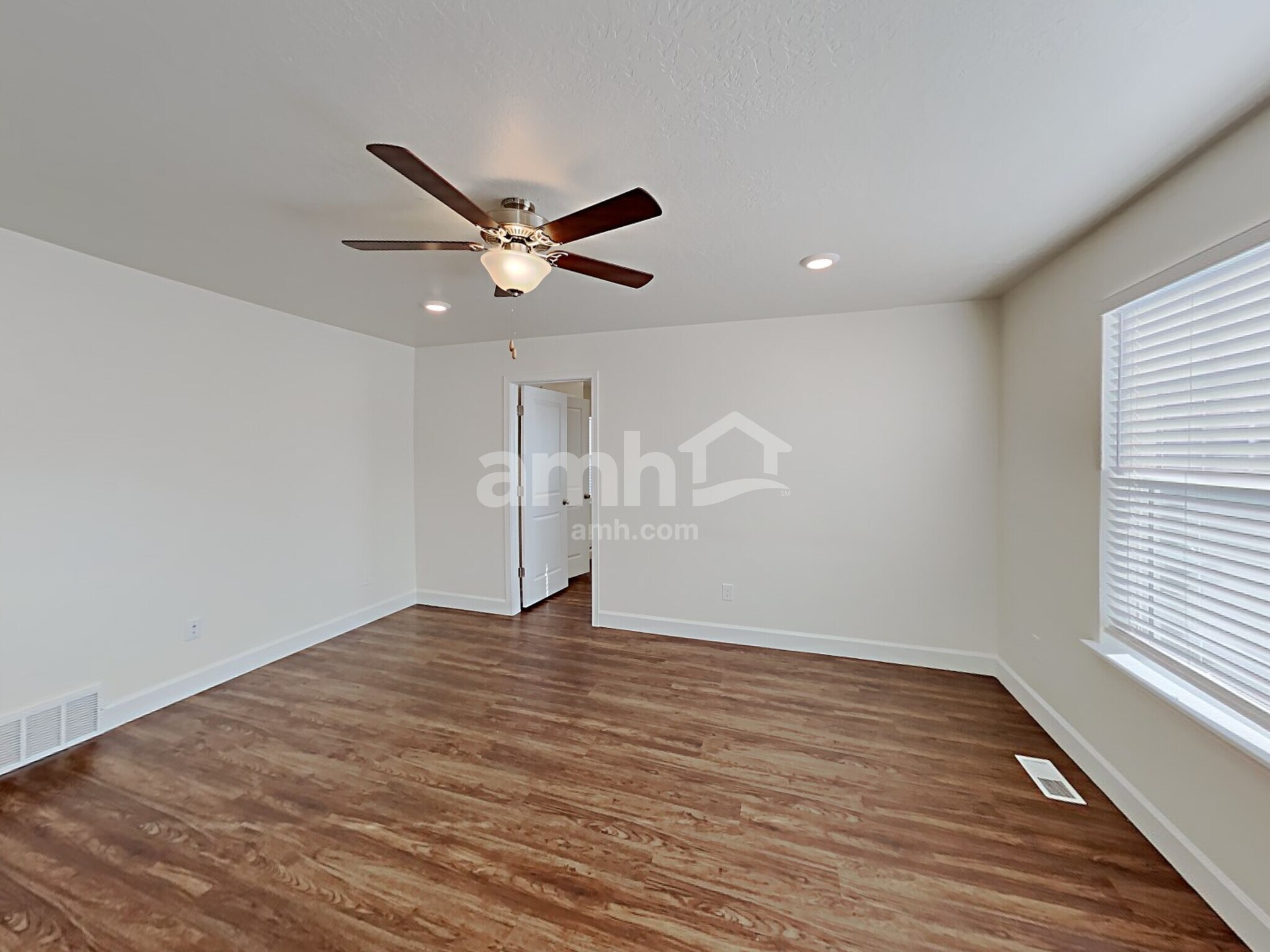 Building Photo - 2335 S Wild Horse Way