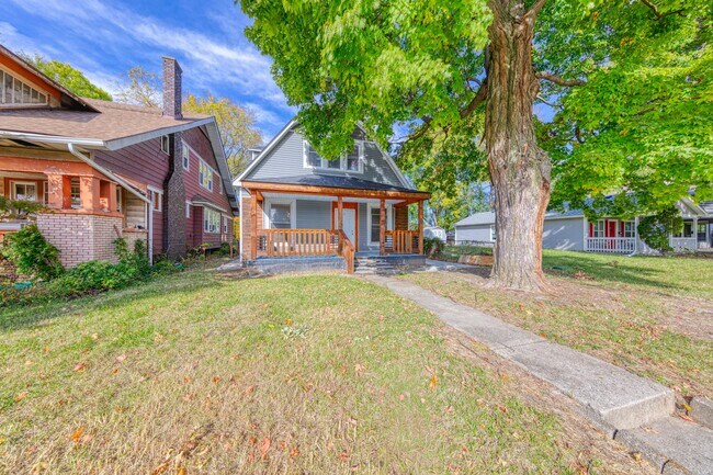 Building Photo - 1138 W 33rd St