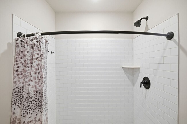 Building Photo - 22 Preening Rd