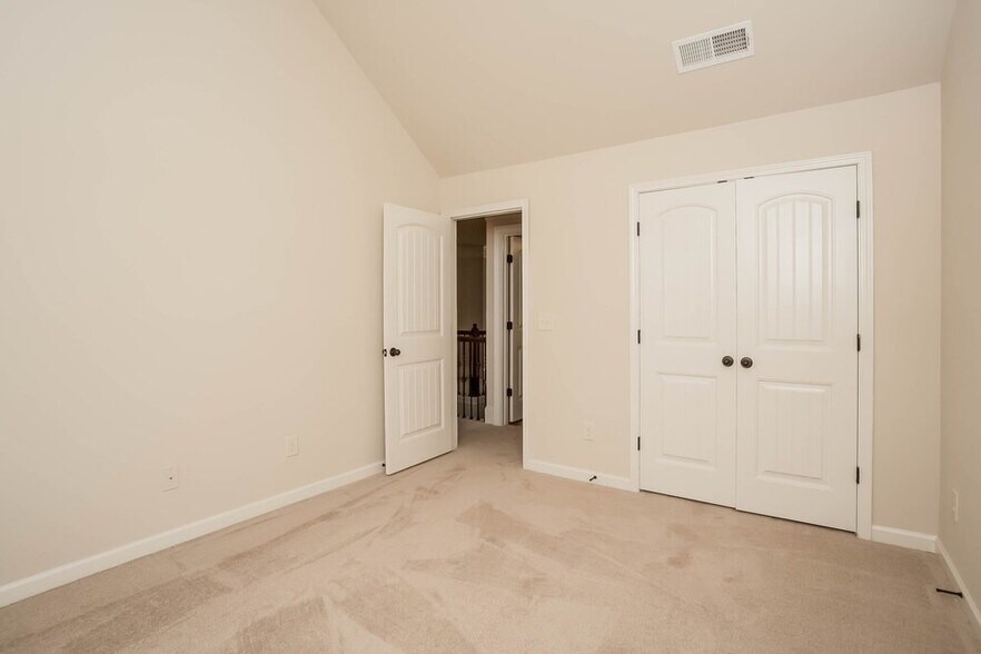 Building Photo - 413 Culloden Moor Dr