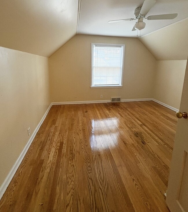 Building Photo - 2332 Nolen Dr