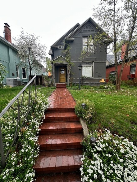Building Photo - 76 S St