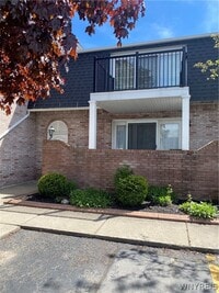 Building Photo - 4585 Chestnut Ridge Rd