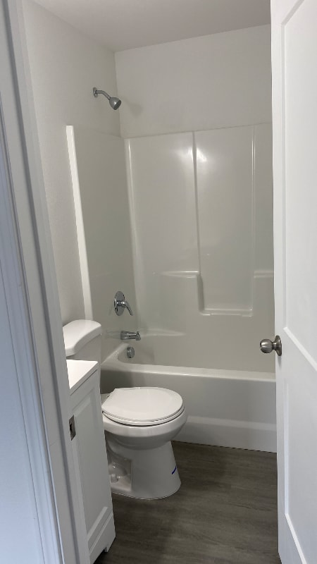 Building Photo - 2637 W Marina Dr