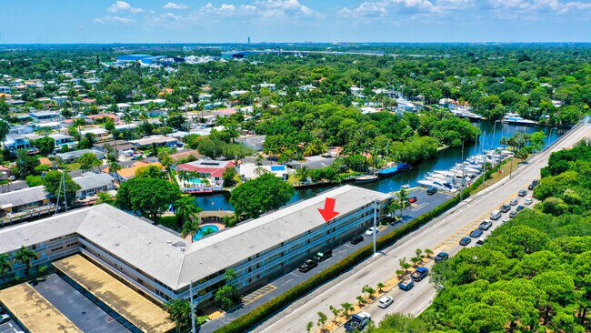 Building Photo - 1200 SW 12th Ct