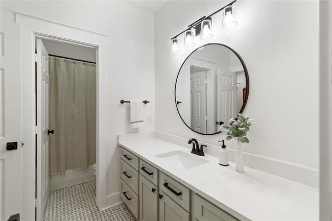 Building Photo - 37363 Masters Cir