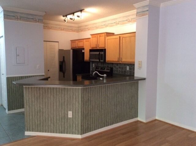 Building Photo - 520 Florida Club Blvd