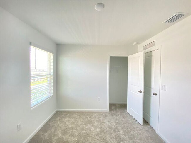 Building Photo - 4196 Sadler Rd