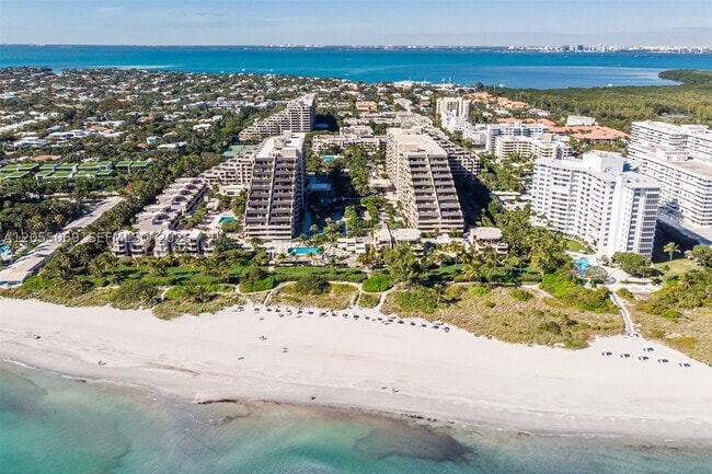 Building Photo - 201 Crandon Blvd