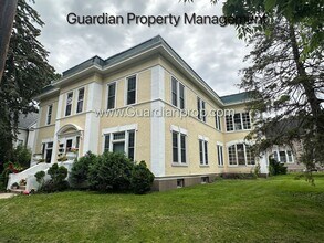 Building Photo - Spacious Prospect Park Upper Level, Sun Ro...