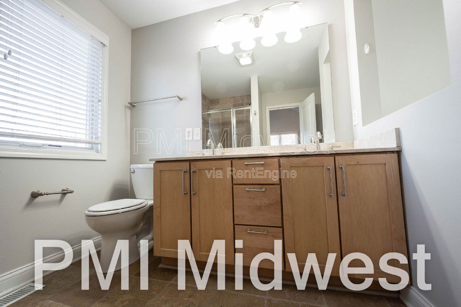 Building Photo - 515 E New York St