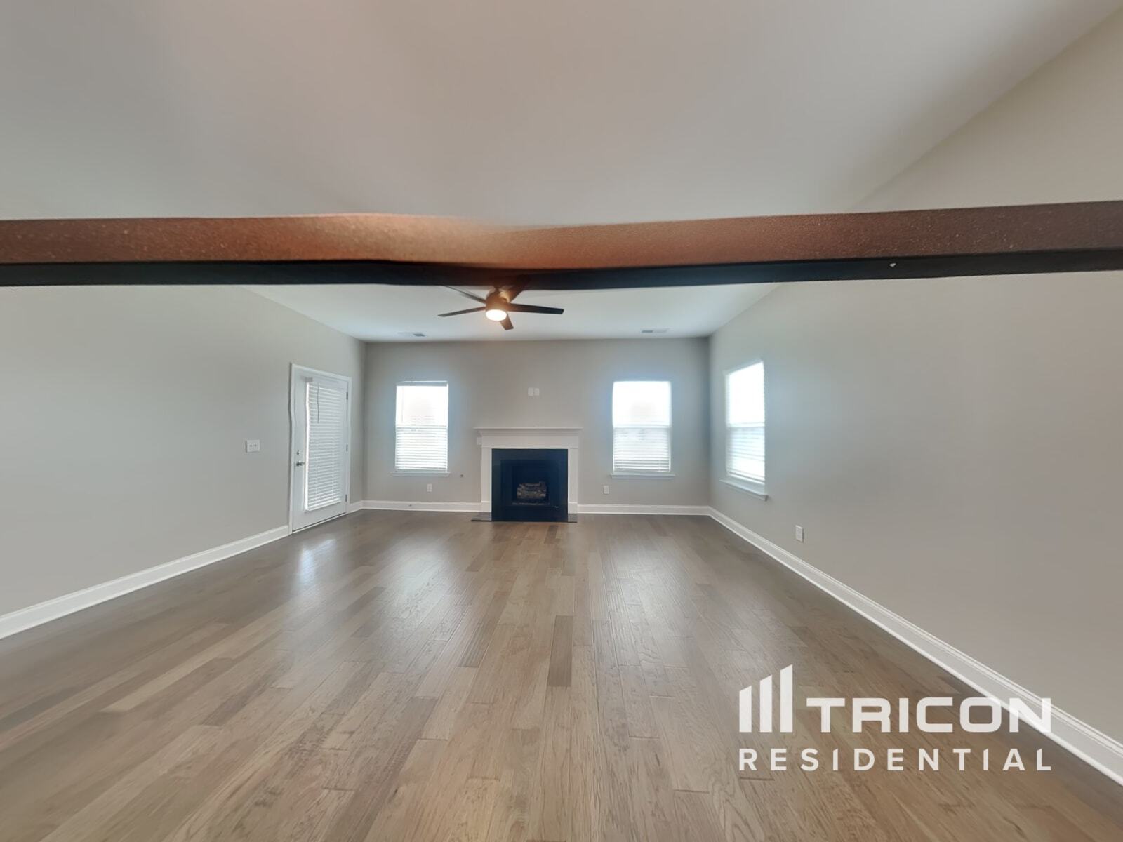 Building Photo - 1013 Wickshire Dr