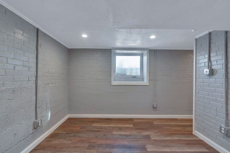 Building Photo - 4645 Newland St