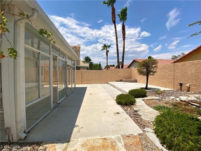 Building Photo - 8316 Cove Landing Ave