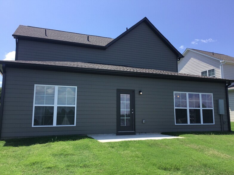 Building Photo - 5057 Mountain Springs Rd