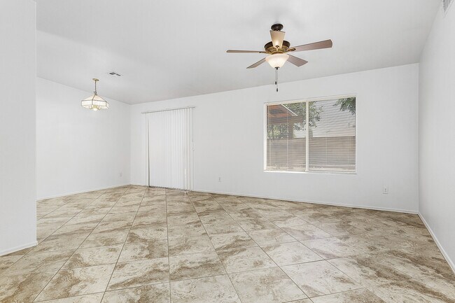 Building Photo - 9249 E Desert Cove Cir