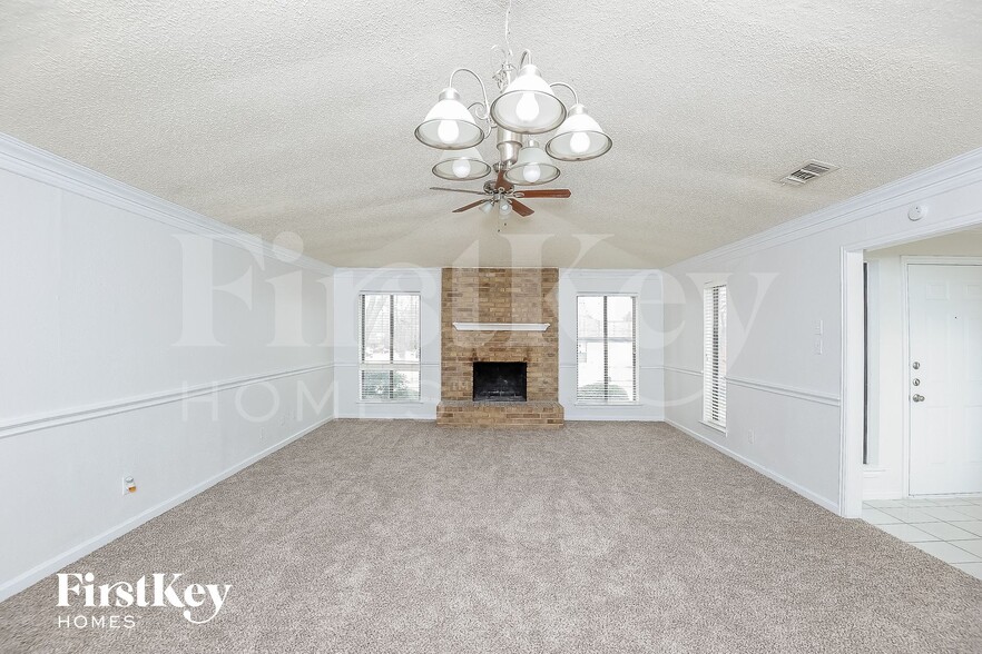 Building Photo - 1628 Reno Run