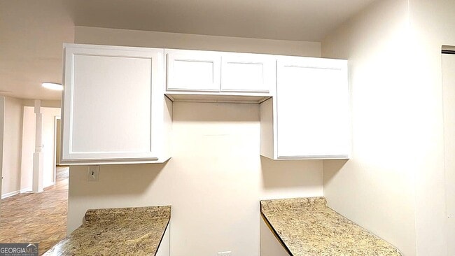 Building Photo - 1917 Baker Rd NW