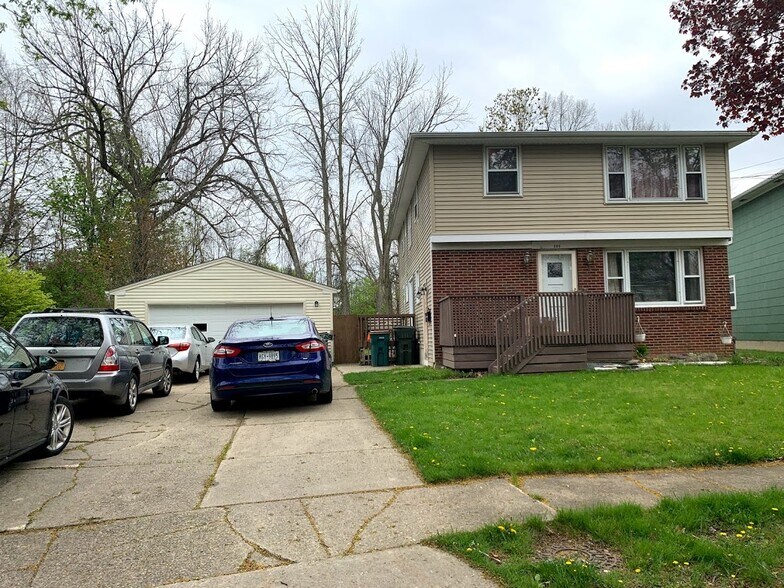 Primary Photo - 101 Dale Dr