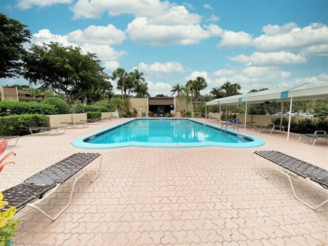 Building Photo - 4242 Deste Ct