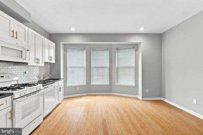 Building Photo - 1328 N 7th St