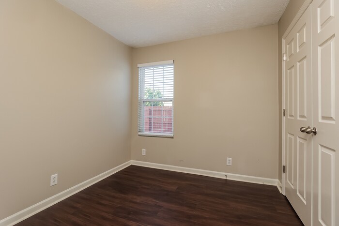 Building Photo - 5027 Nina Marie Ave