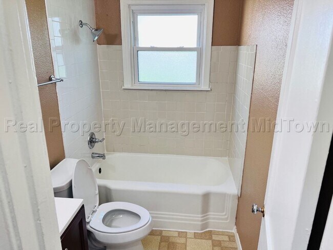 Building Photo - 2509 Spiller St