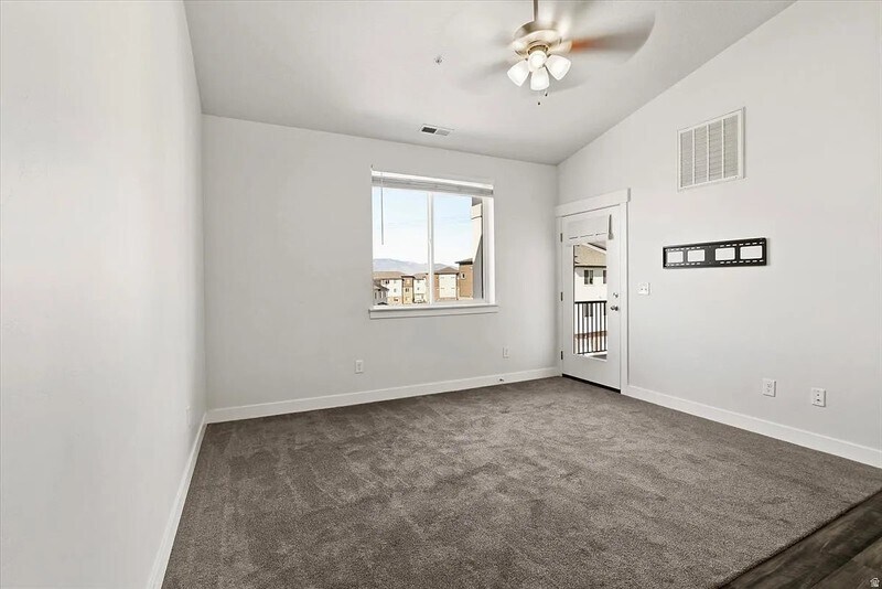 Building Photo - 742 N 260 W
