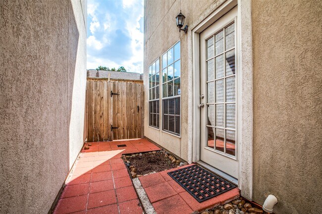 Building Photo - 5935 Turtle Beach Ln