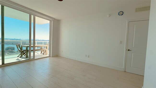 Building Photo - 400 Sunny Isles Blvd