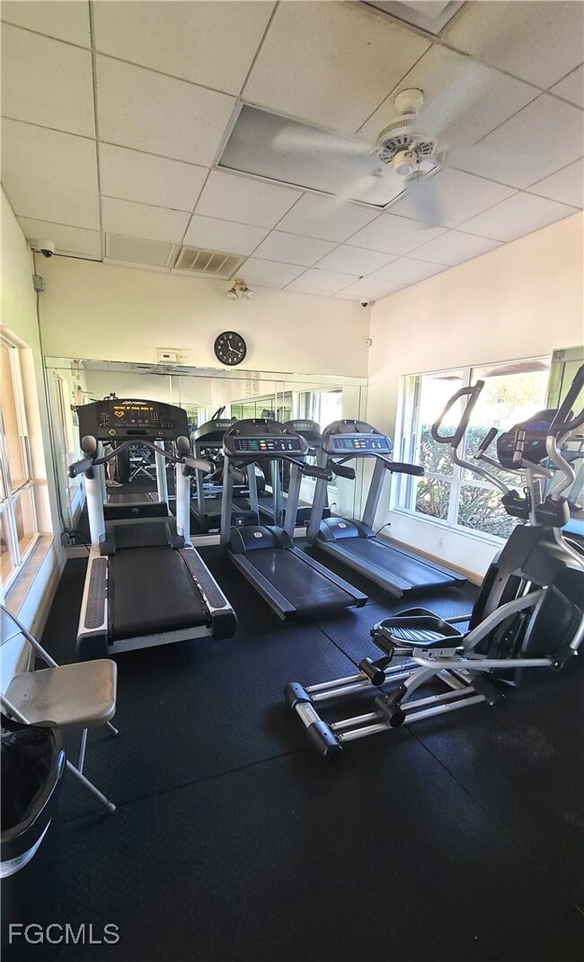 Building Photo - 14571 Daffodil Dr